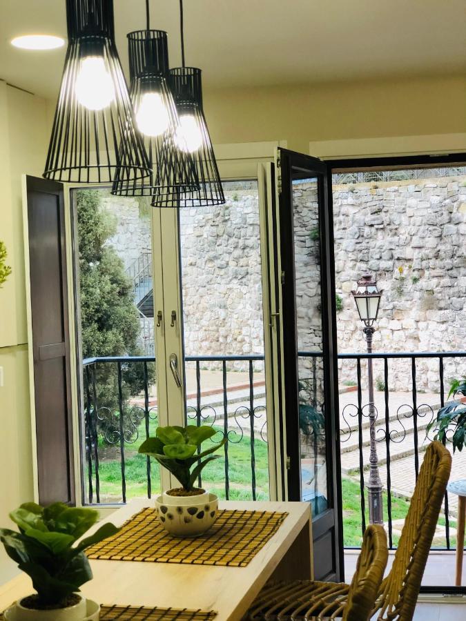 El Capricho Del Arco_Apartamentos Burgos Catedral المظهر الخارجي الصورة